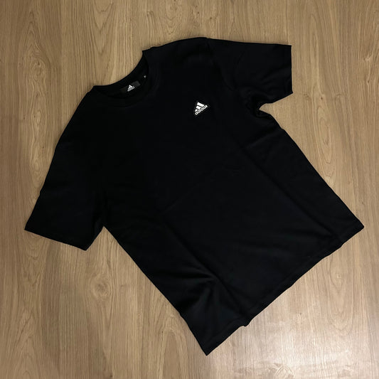 T-shirts Adidas -No7700