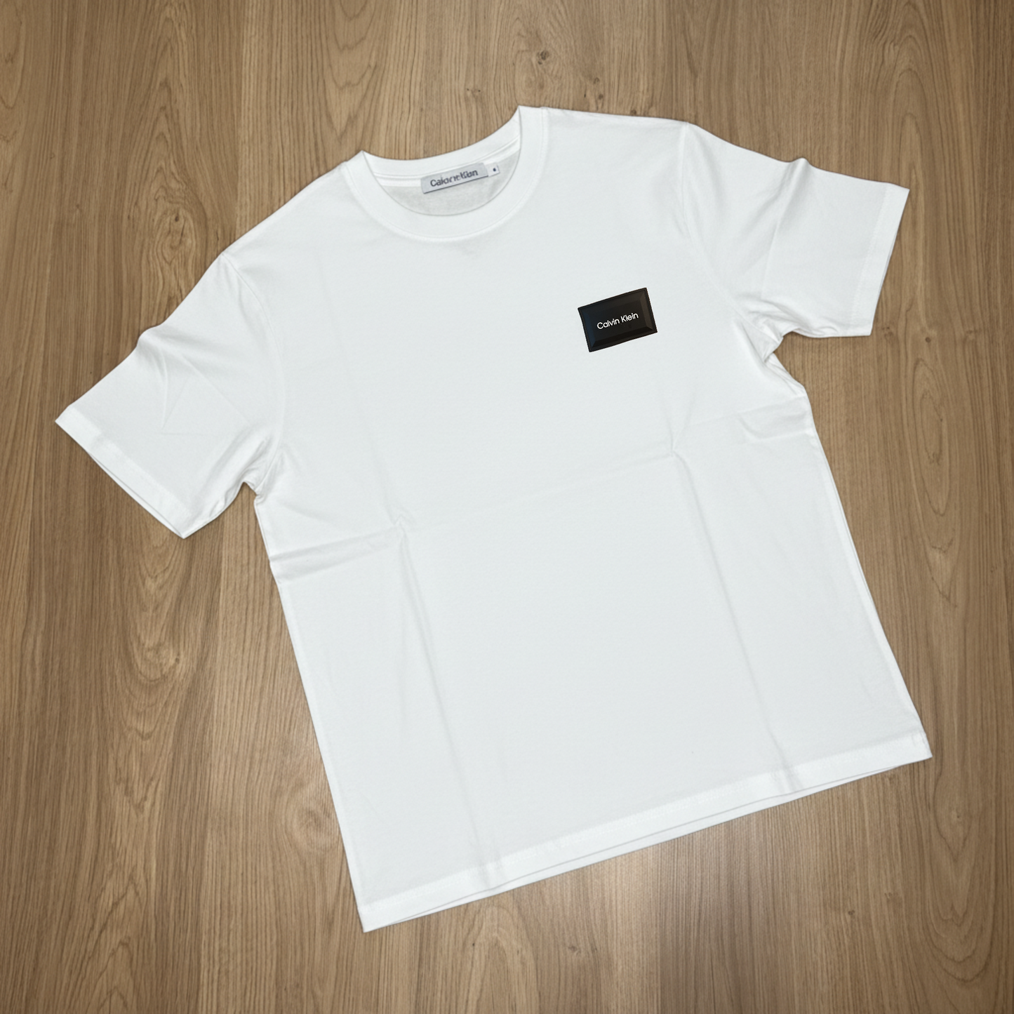 T-shirts Calvin Klein - No7676