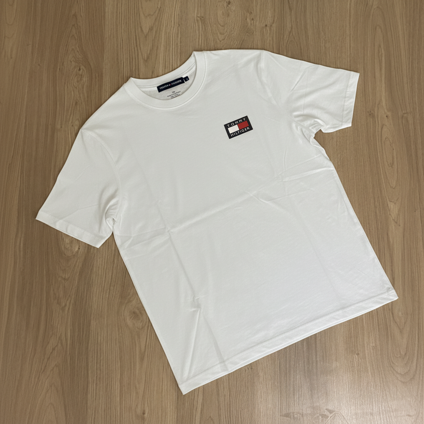T-shirts Tommy Hilfiger - No7673